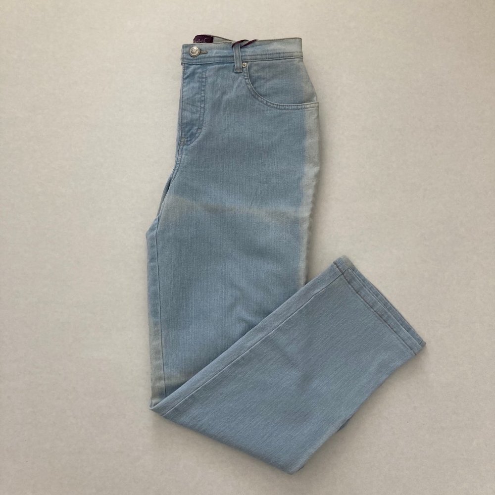 NWT Gloria Vanderbilt Amanda Light Wash Jeans